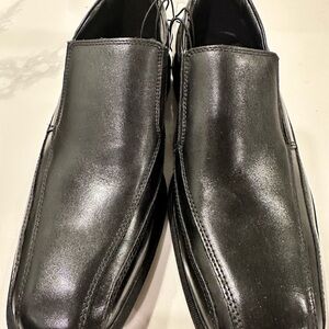 Kenneth Cole New York. Mens dress shoes.  8.5